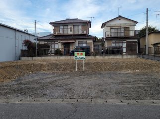 売　地　佐野市赤坂町