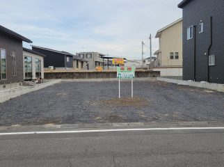 売　地　佐野市寺中町