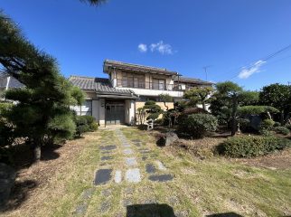 中古住宅　富岡町 美しい庭園の和風住宅