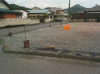 中町　売地